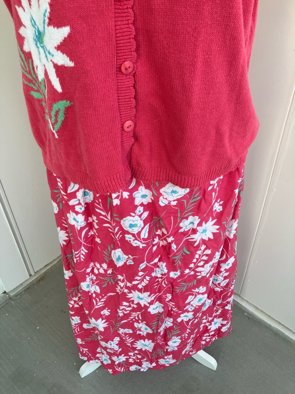 Vintage 90s Pink, Teal, & Blue Two Piece Floral Sweater Vest & Midi Skirt Set - Picture 4 of 11